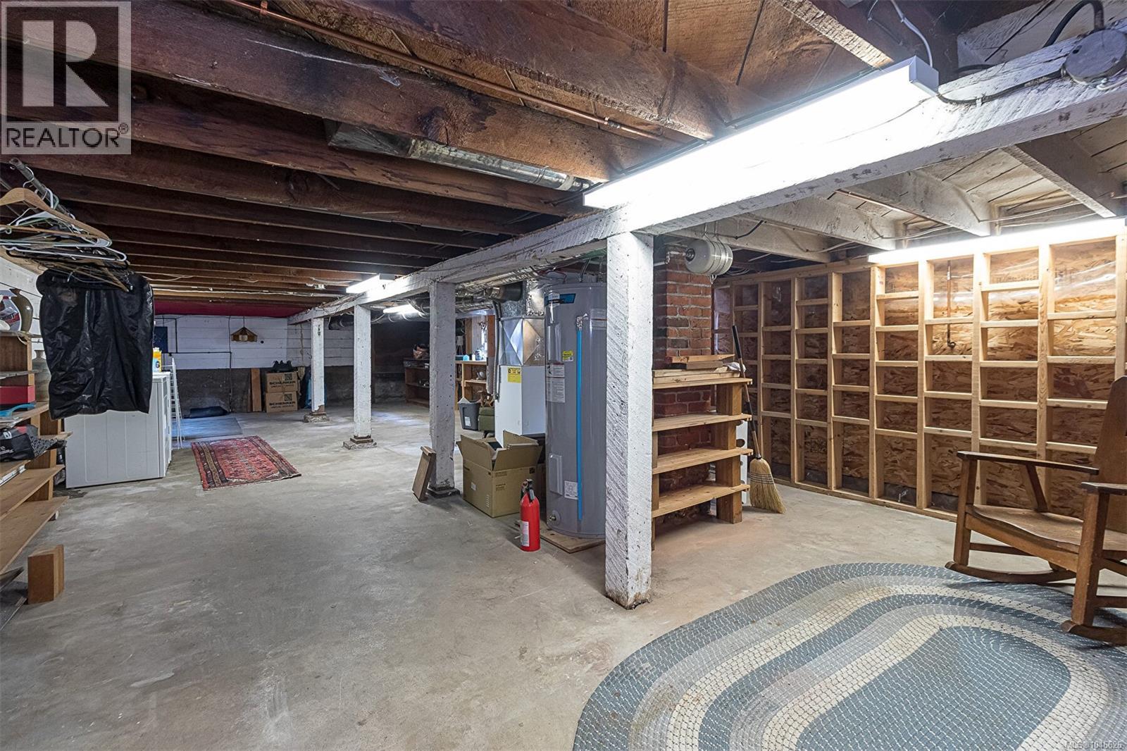 1467 Bay St - 23