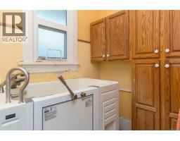 1467 Bay St, Victoria, BC V8R2A6 Photo 18
