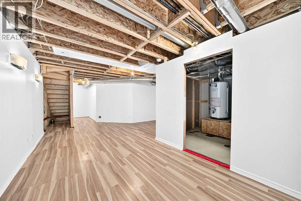 308 11 Avenue - Photo 29
