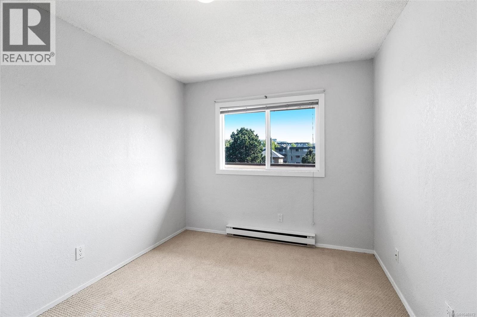 #417 909 Pembroke St - Image 9
