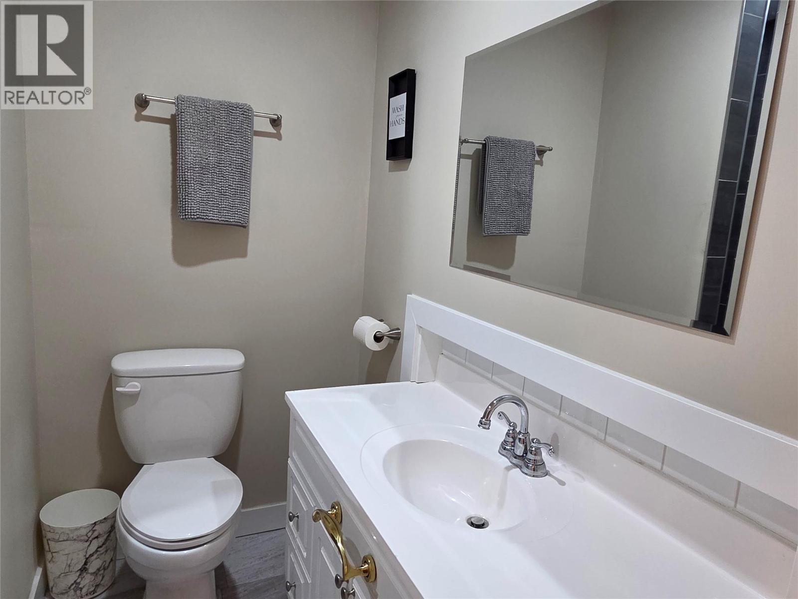 2546 Upper Bench Road, Keremeos