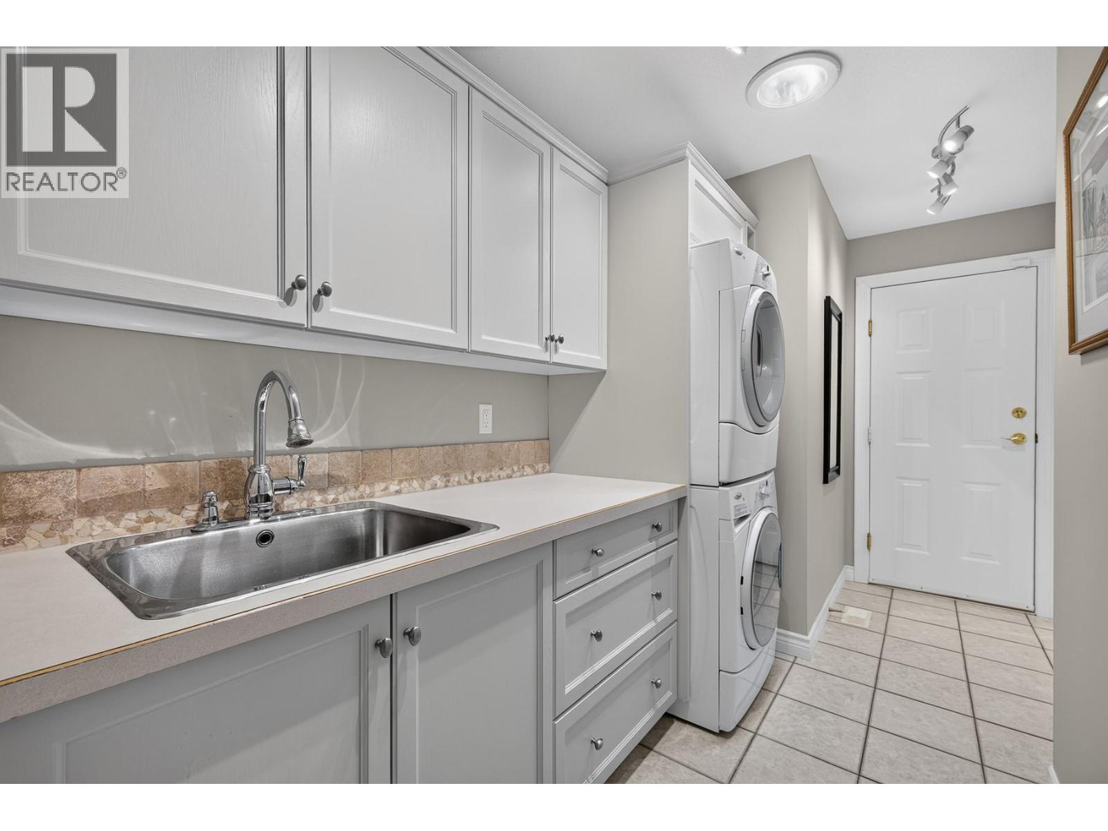 3901 Gallaghers Circle - 53