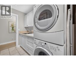 3901 Gallaghers Circle, Kelowna, BC V1W3Z9 Photo 54