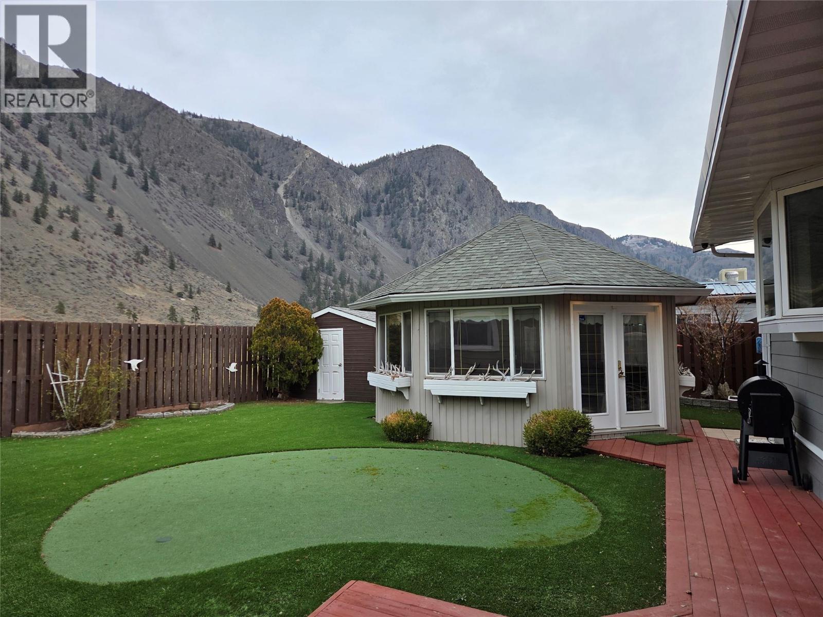 2546 Upper Bench Road, Keremeos