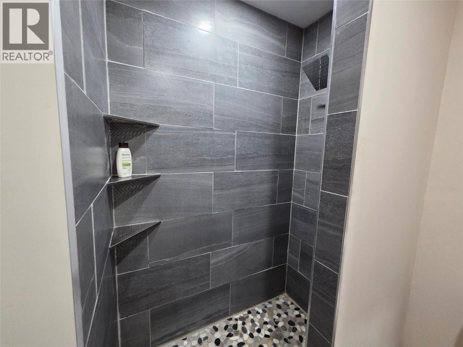 2546 Upper Bench Road - 15