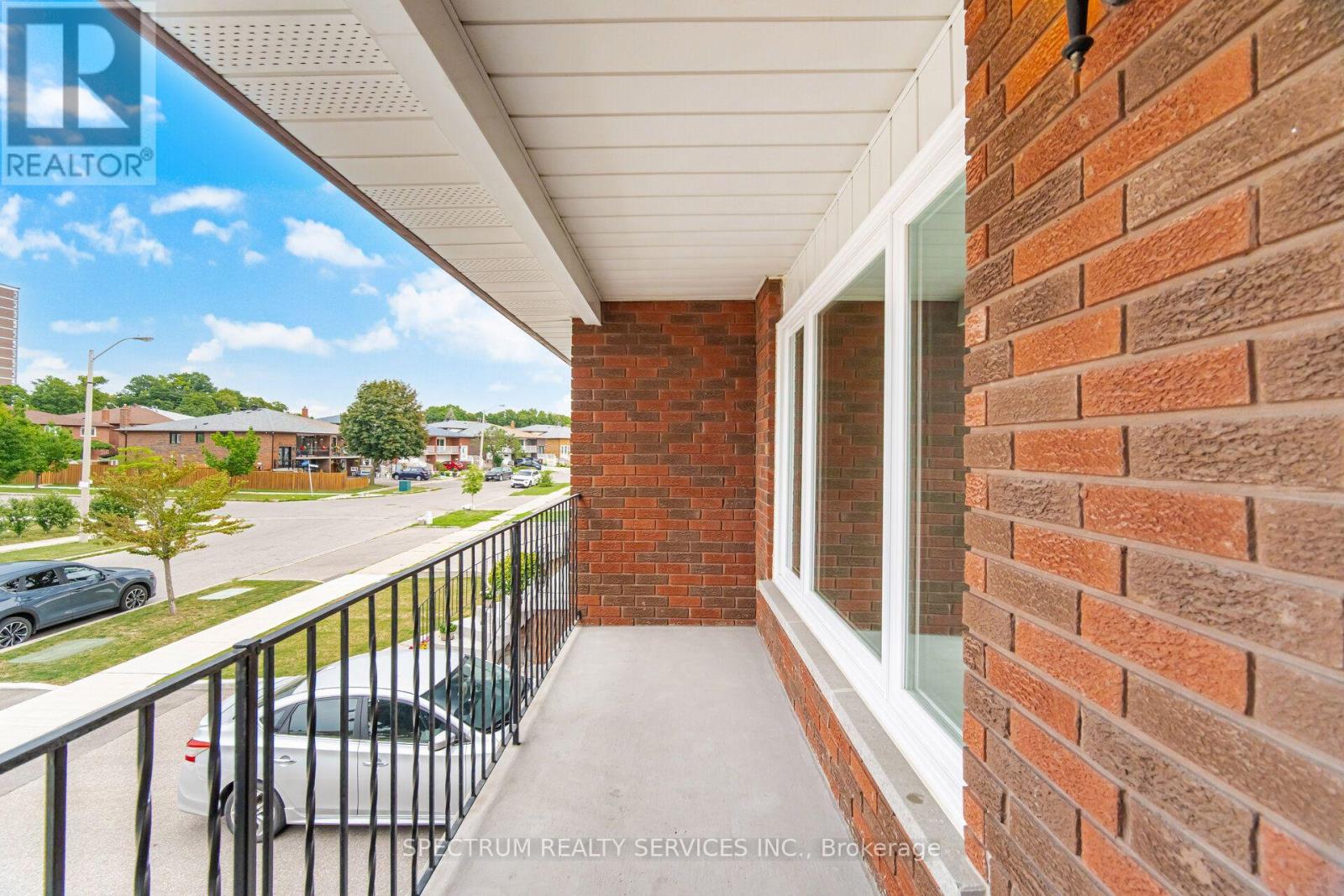 103 JOHN LINDSAY COURT - 5