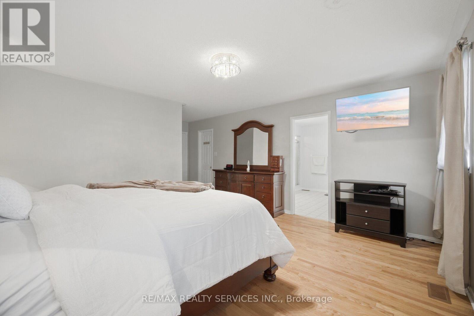 39 LEGEND LANE - Image 25