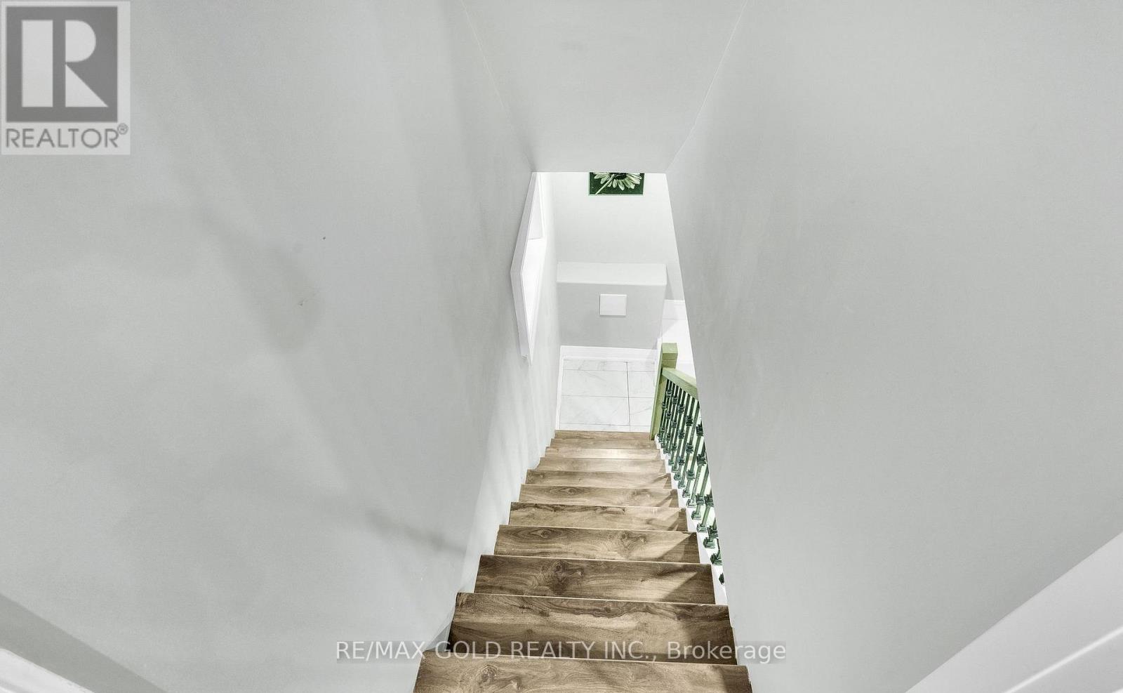 8 FAIRGLEN CRESCENT - Image 27