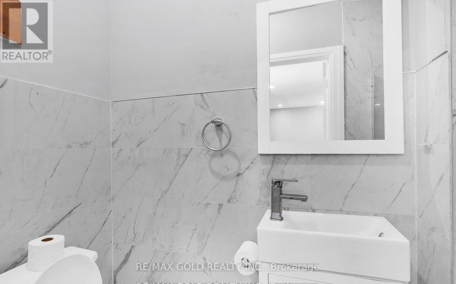 8 FAIRGLEN CRESCENT - Image 40