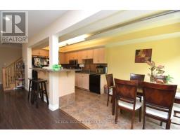Bathroom - 509 Southridge Drive, Hamilton, ON L9C7V4 Photo 9