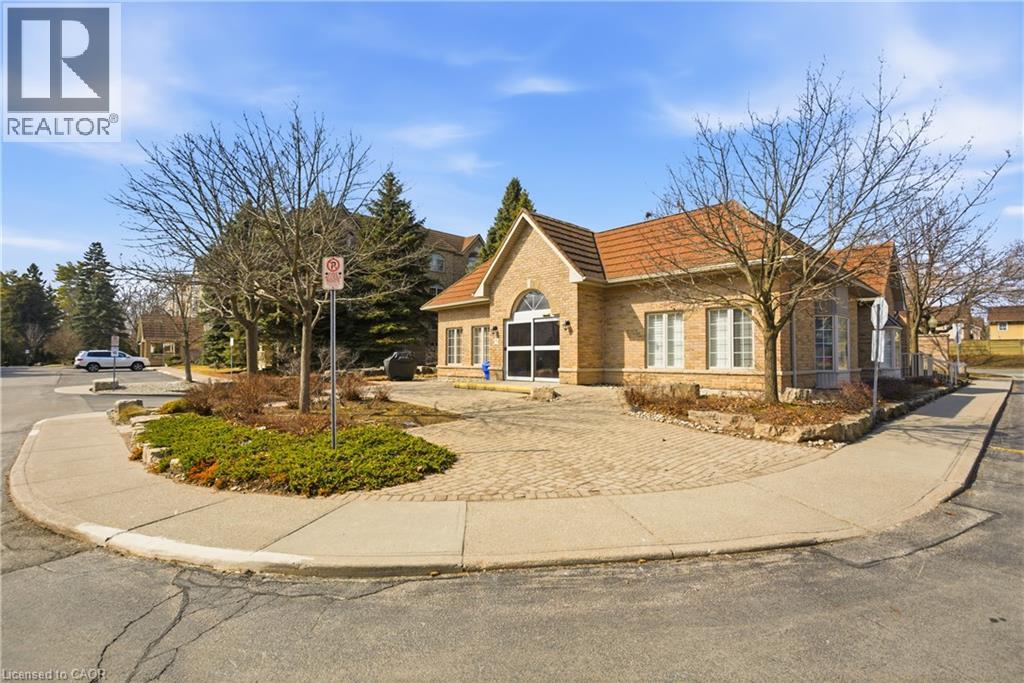 #F304 216 PLAINS Road W - 21