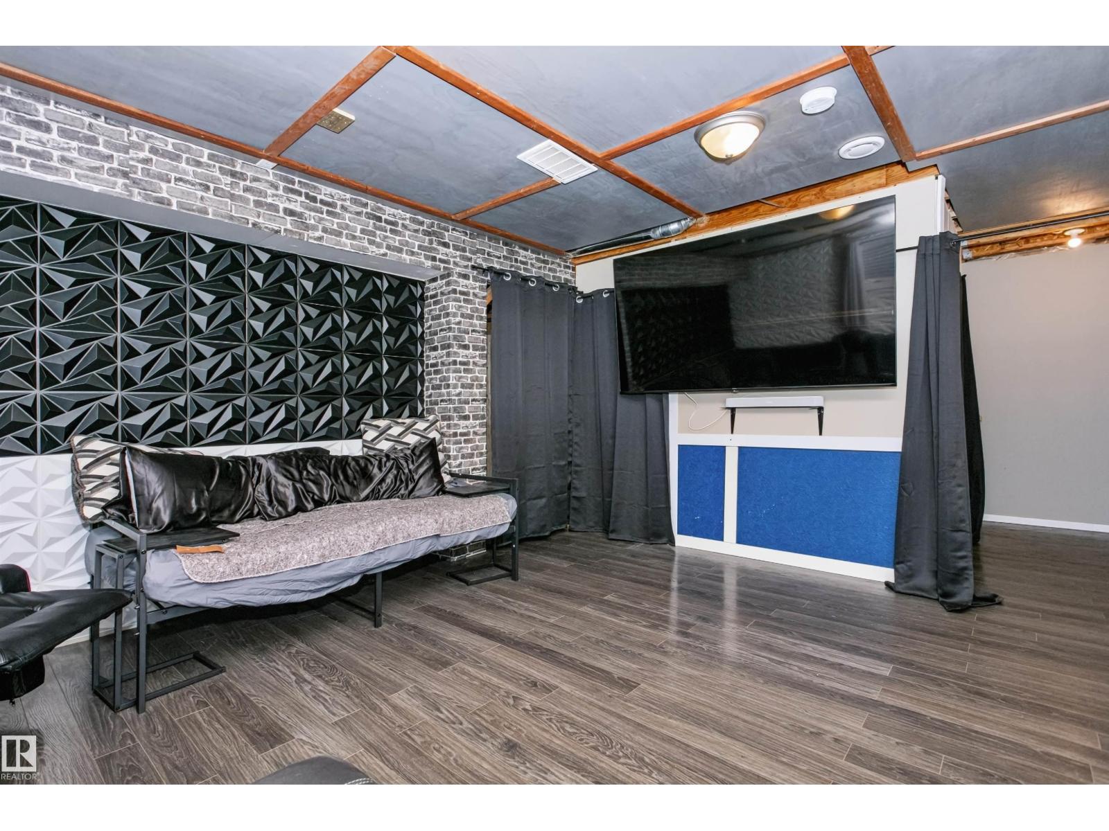 4120 50 Street - Photo 39