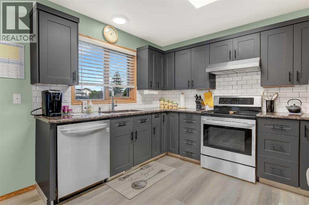 8914 117 Avenue - Photo 6