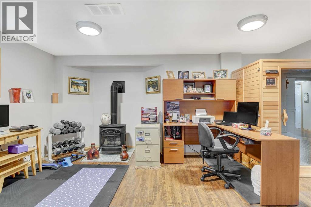 8914 117 Avenue - Photo 22