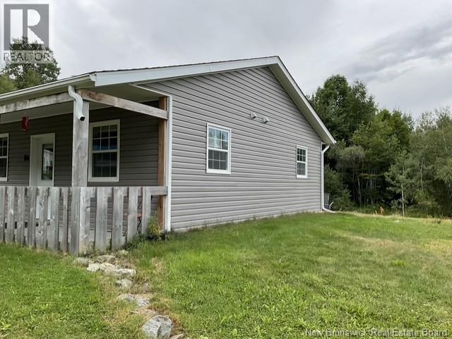 64 Teed Road - Image 25