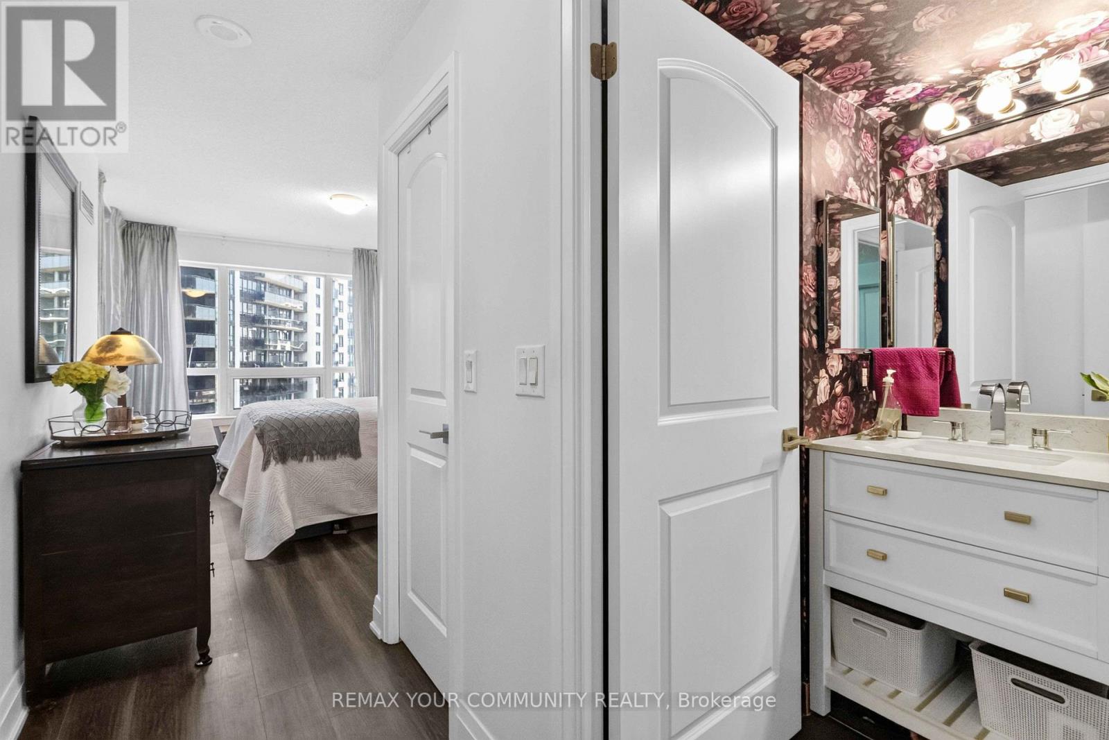 #902 1060 SHEPPARD AVENUE W - 26