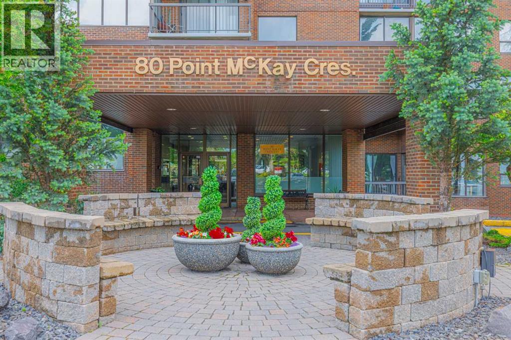 80 Point Mckay Crescent Northwest