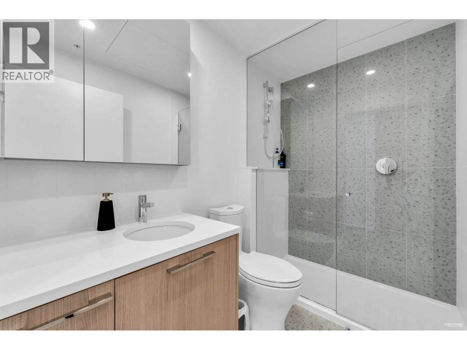 1 Bath House for Sale in Burnaby – 1803 2425 ALPHA AVENUE, Burnaby – MLS# R3153302 - Image 24