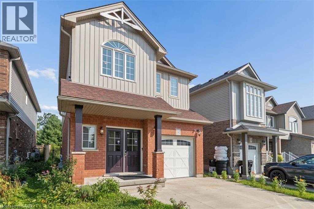 242 MOORLANDS Crescent — photo 3