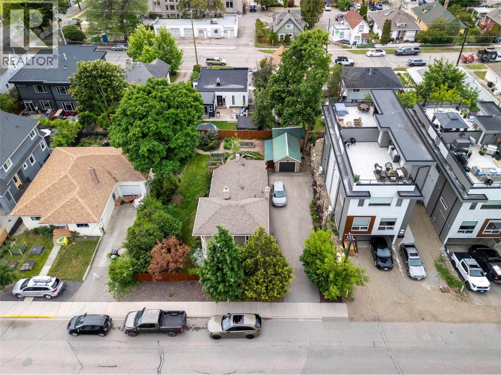 3002 25 Street - Image 53