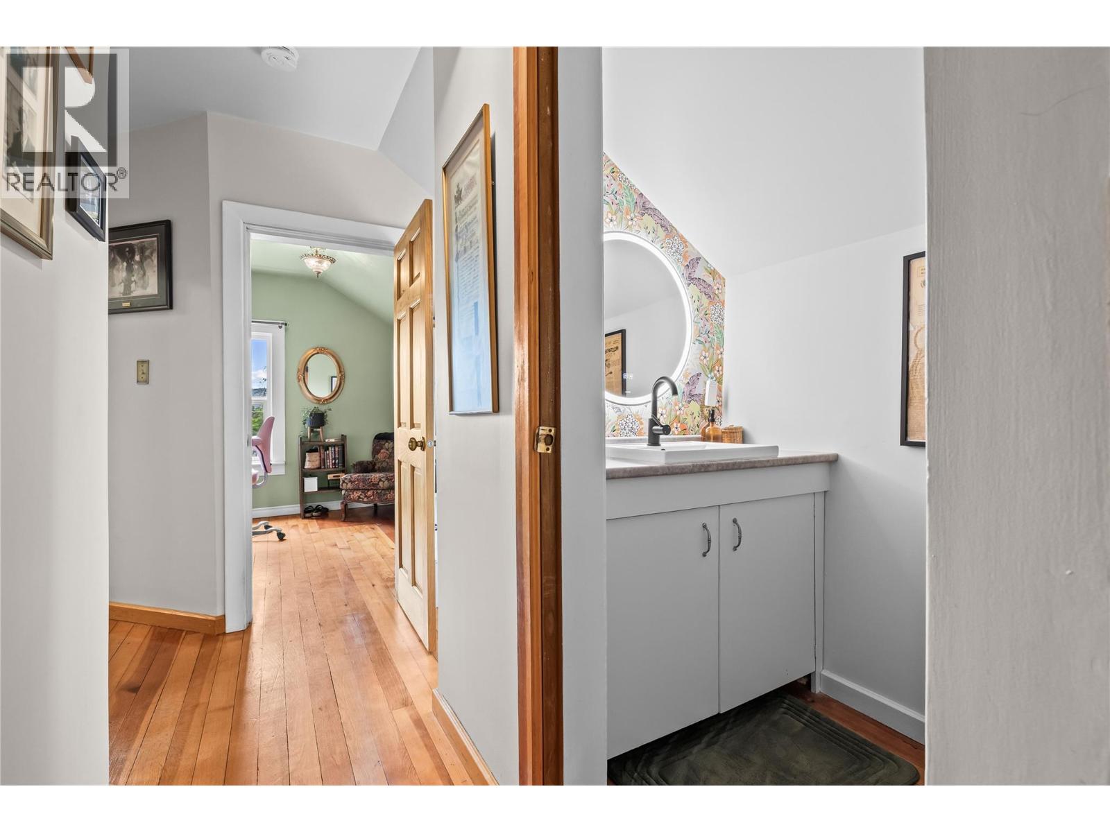 3002 25 Street - 31