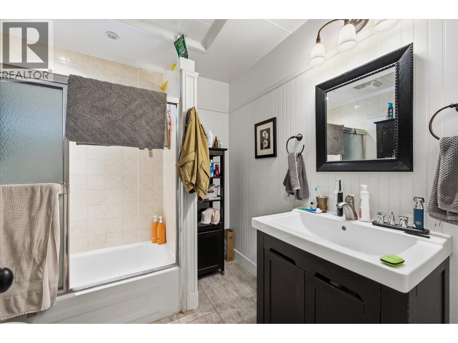  319 Valley Road, Kelowna