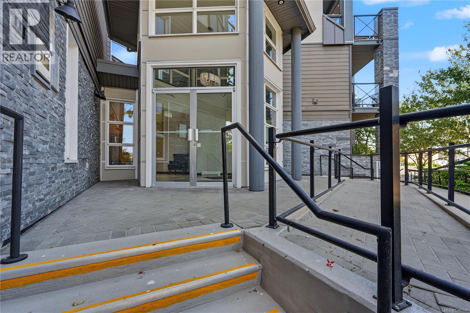 #109 924 Esquimalt Rd - Image 30