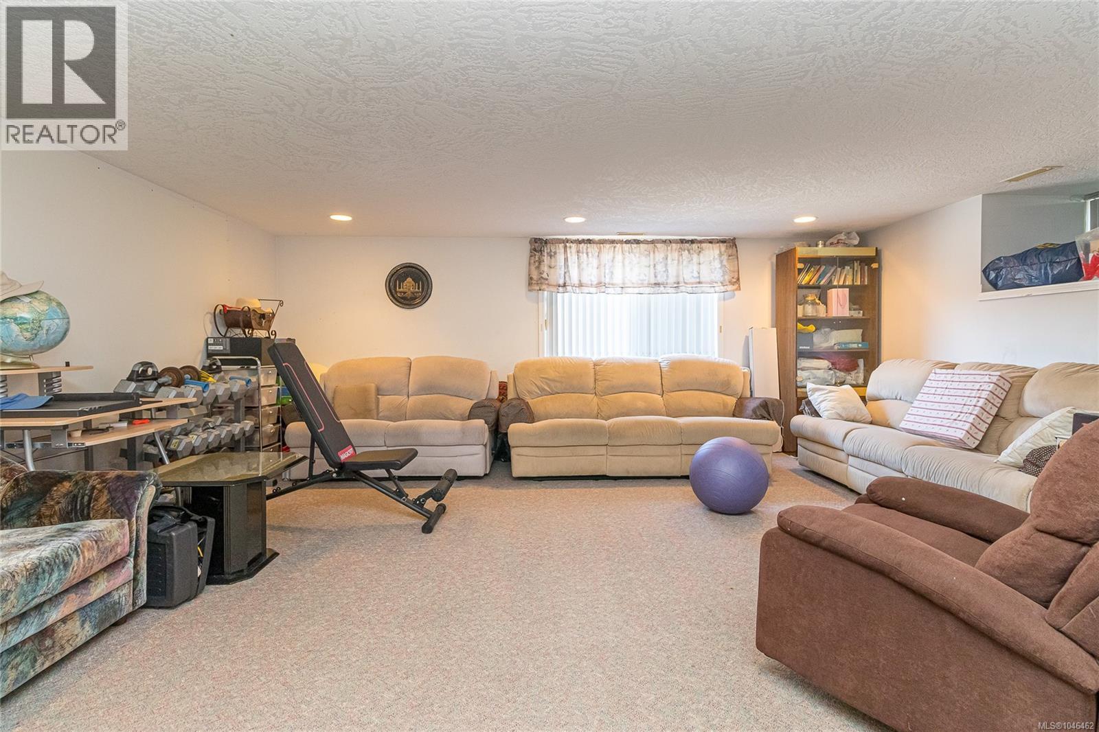 897 Maltwood Terr - Image 17