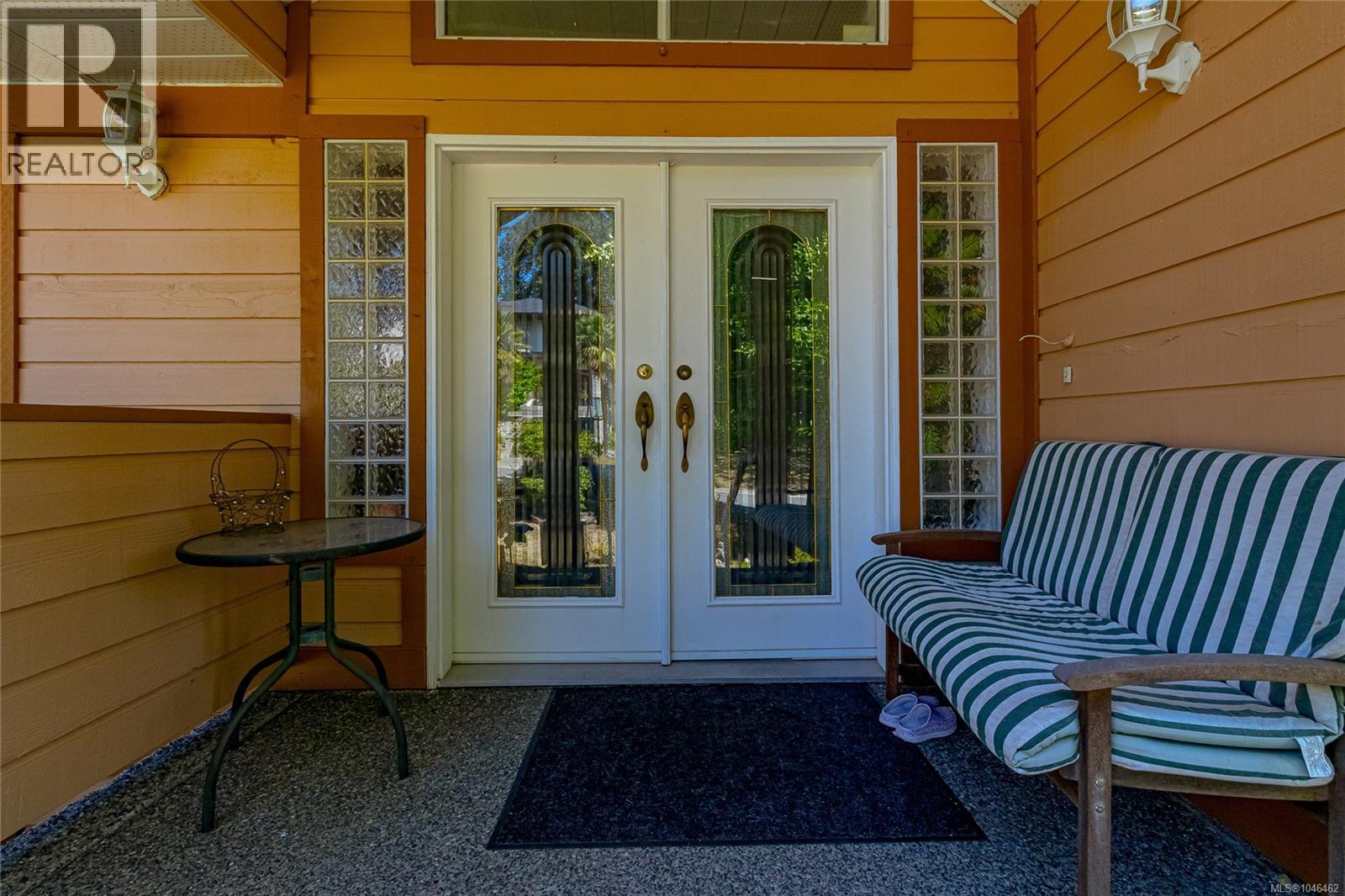 897 Maltwood Terr - Image 3
