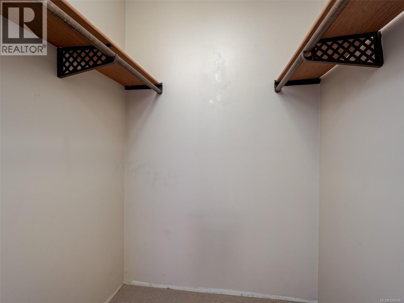 111 Michigan St - 15