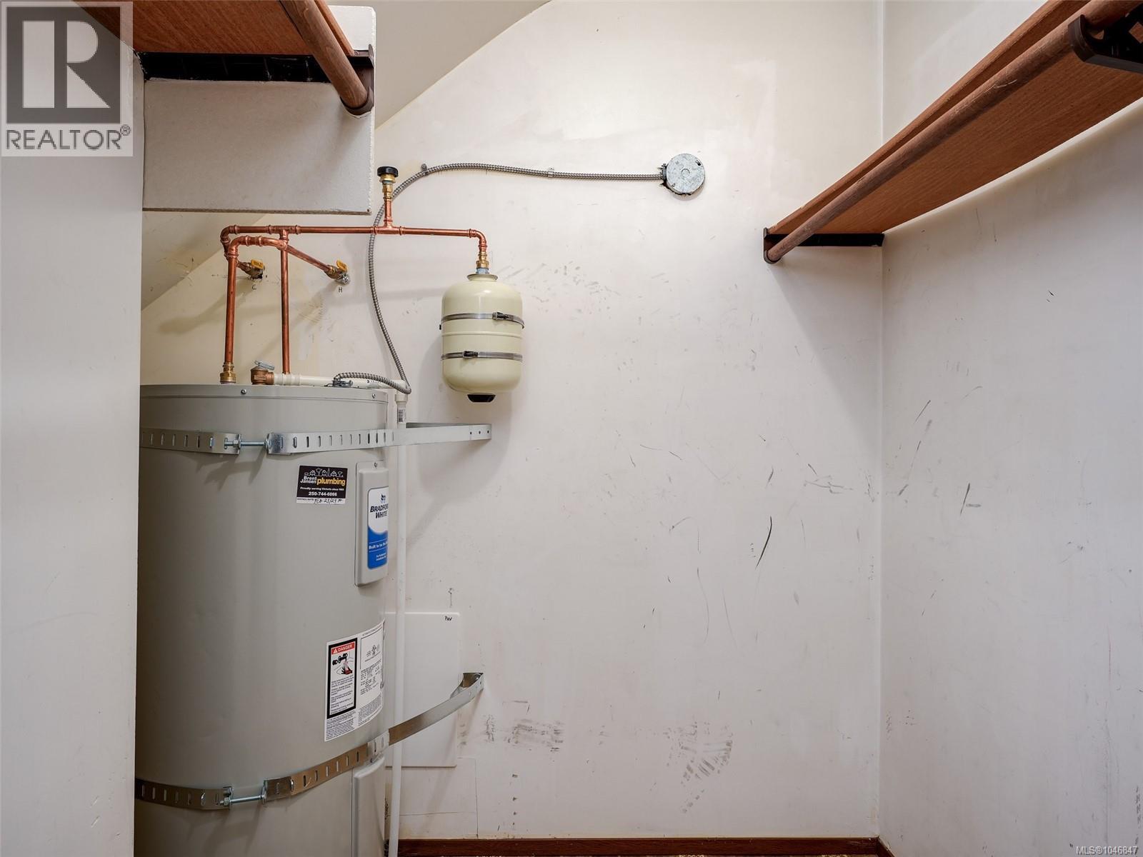 111 Michigan St - Image 22