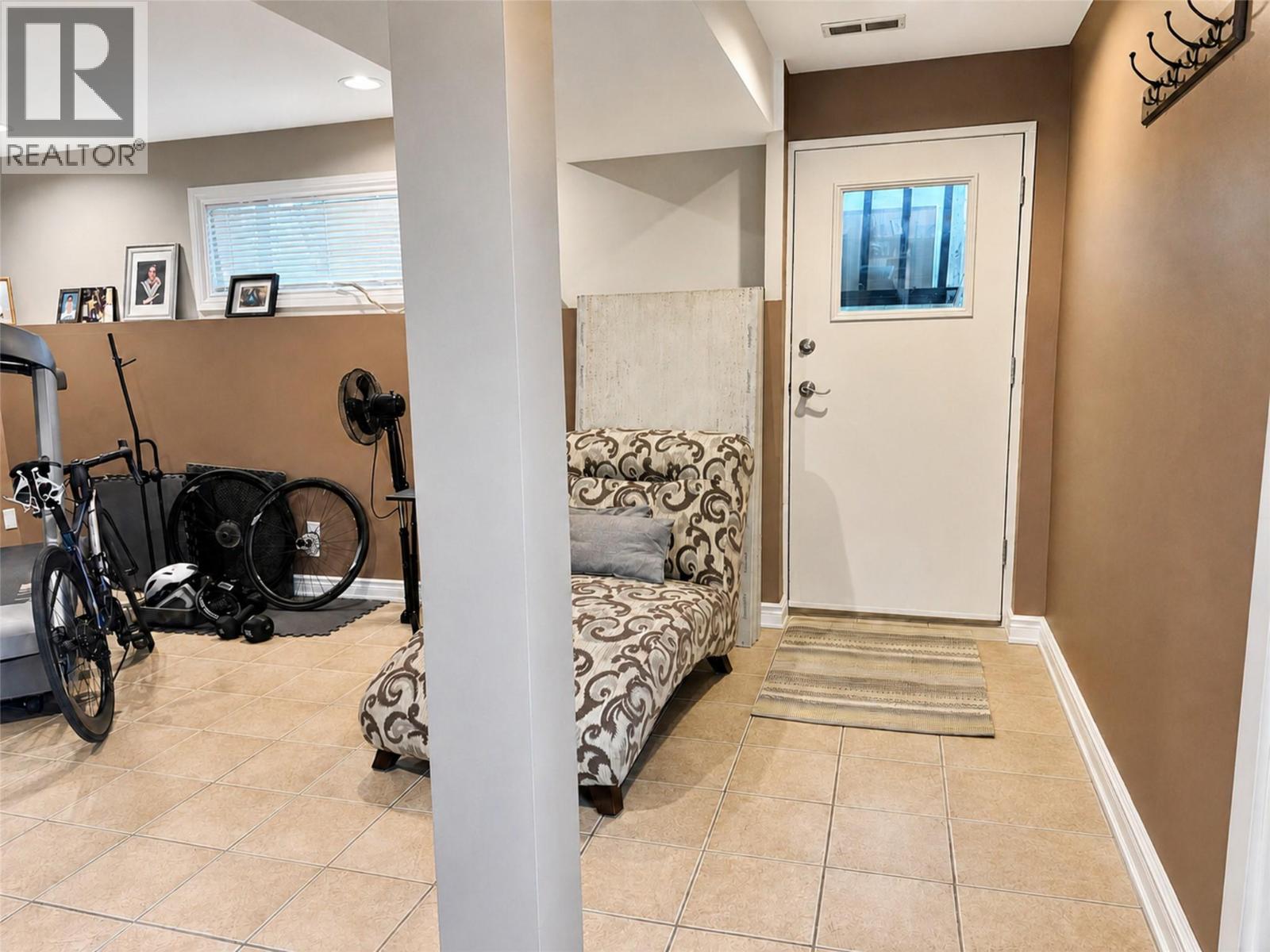 1801 Mt Sinclair Avenue N - Image 40
