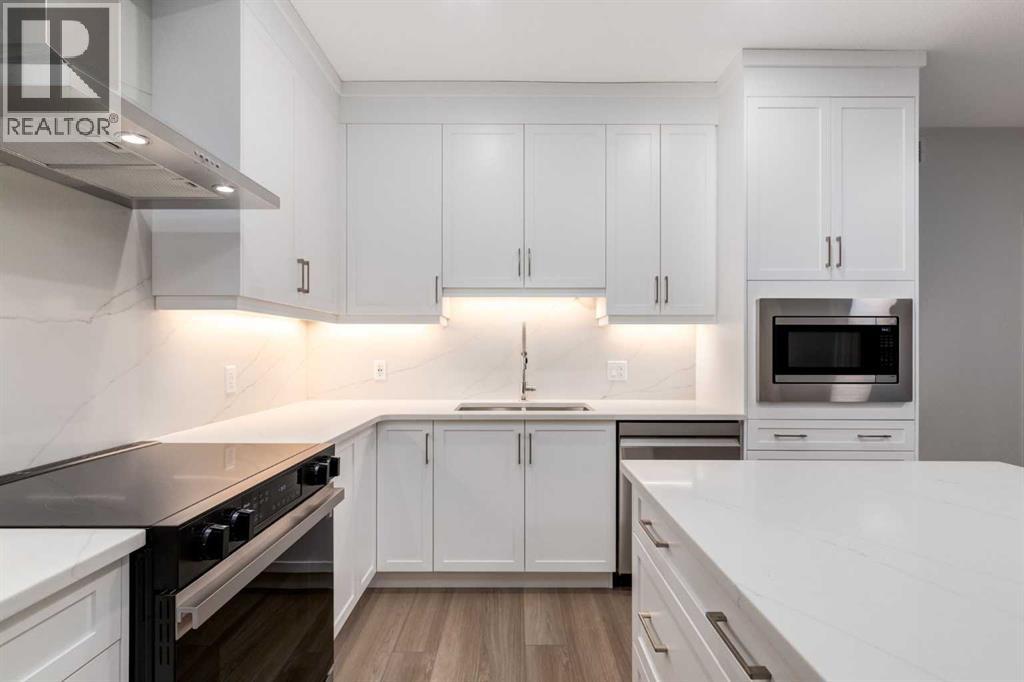 #2113 2117 81 Street SW - 9