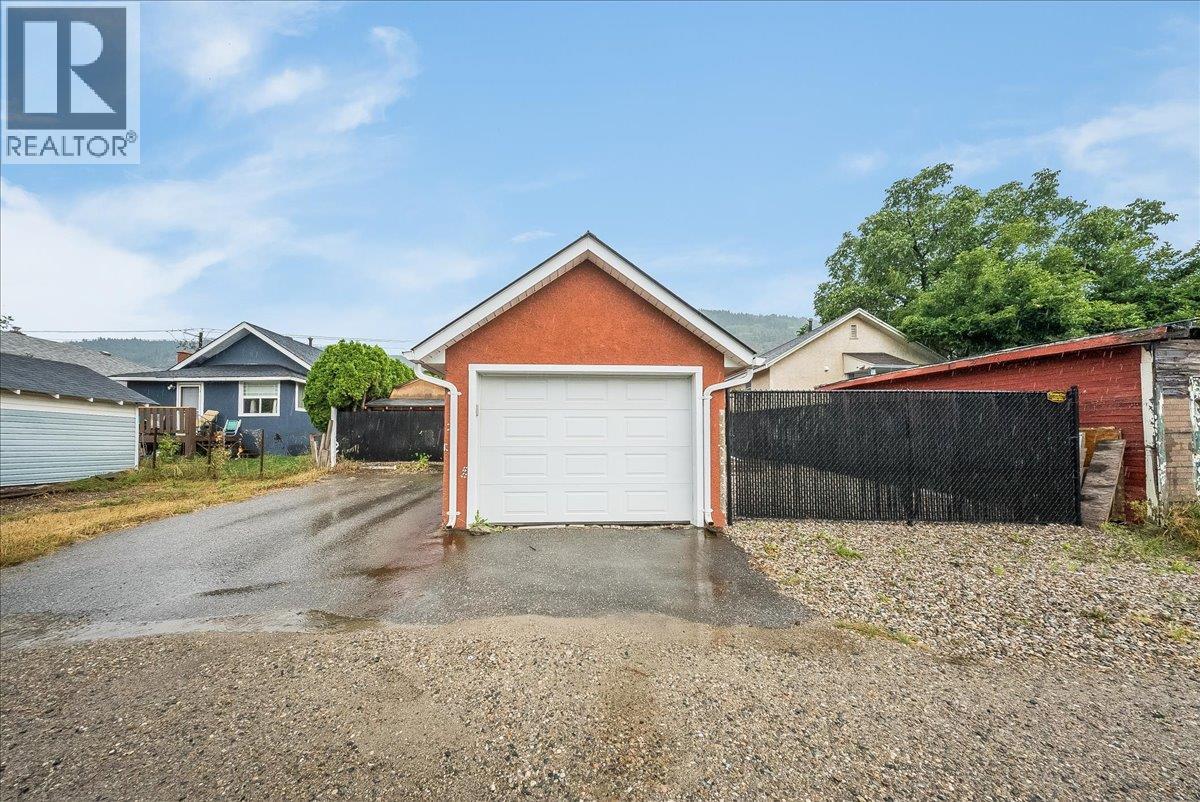 2081 Second Avenue - Image 42