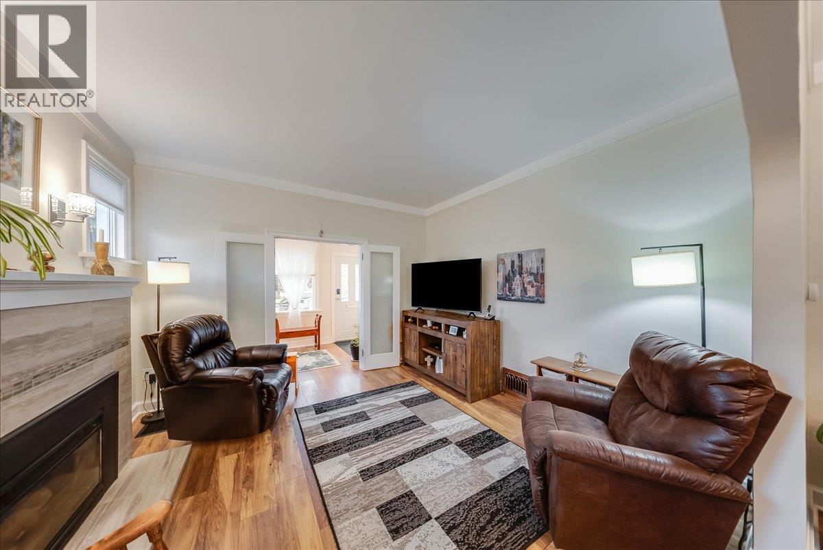 2081 Second Avenue - Image 6