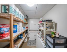 2081 Second Avenue, Trail, BC V1R1N4 Photo 31
