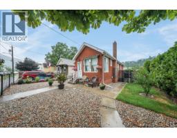2081 Second Avenue, Trail, BC V1R1N4 Photo 34