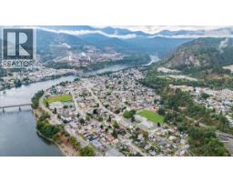 2081 Second Avenue, Trail, BC V1R1N4 Photo 45
