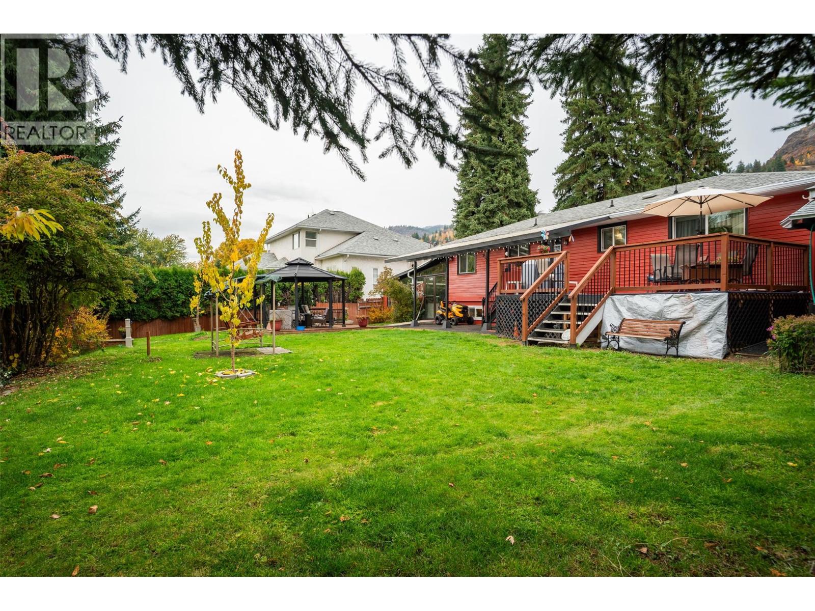 8329 Highway 3B - Image 47