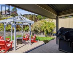 Living room - 1373 Copperhead Drive, Kamloops, BC V2E2T4 Photo 11