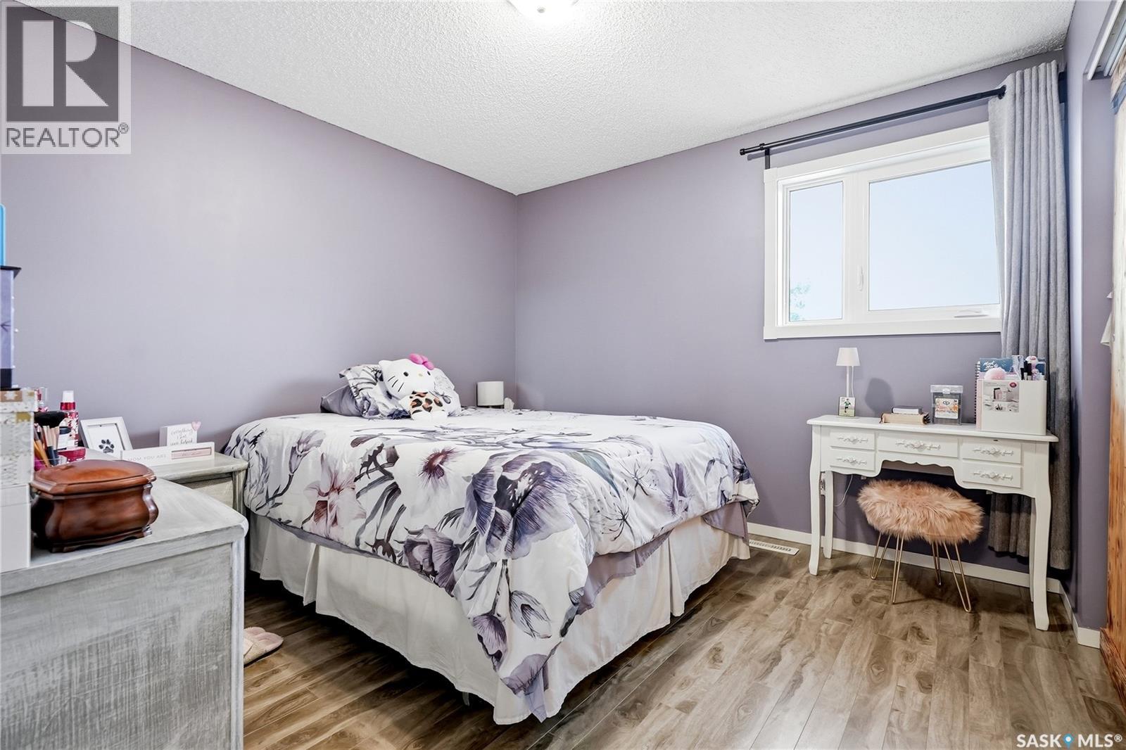 468 Berini DRIVE - Image 22