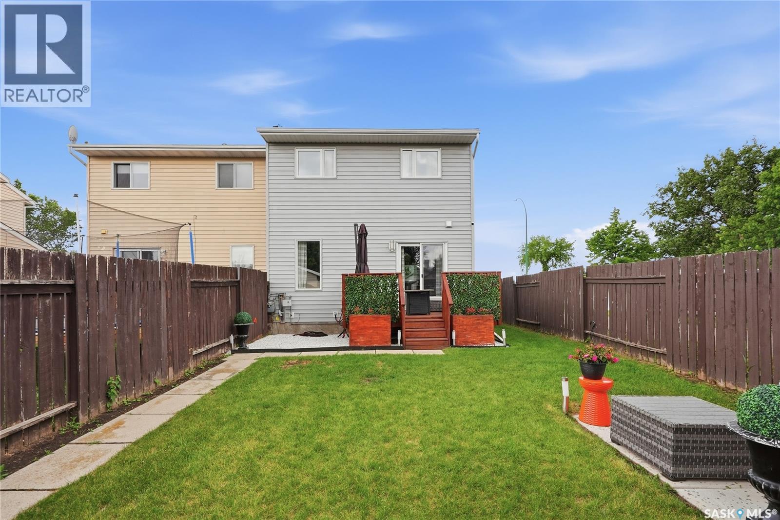 468 Berini DRIVE - Image 49