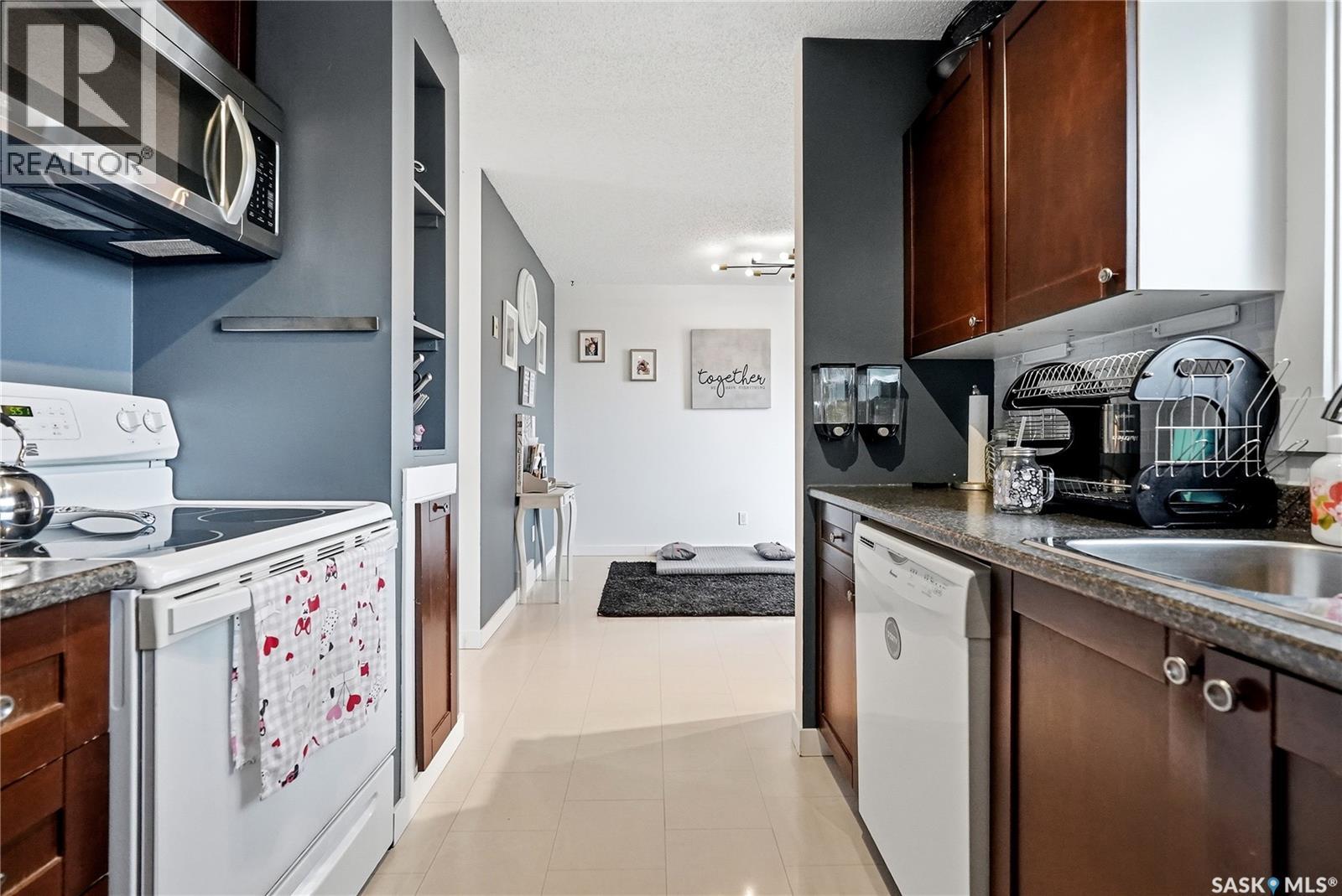468 Berini DRIVE - Image 8