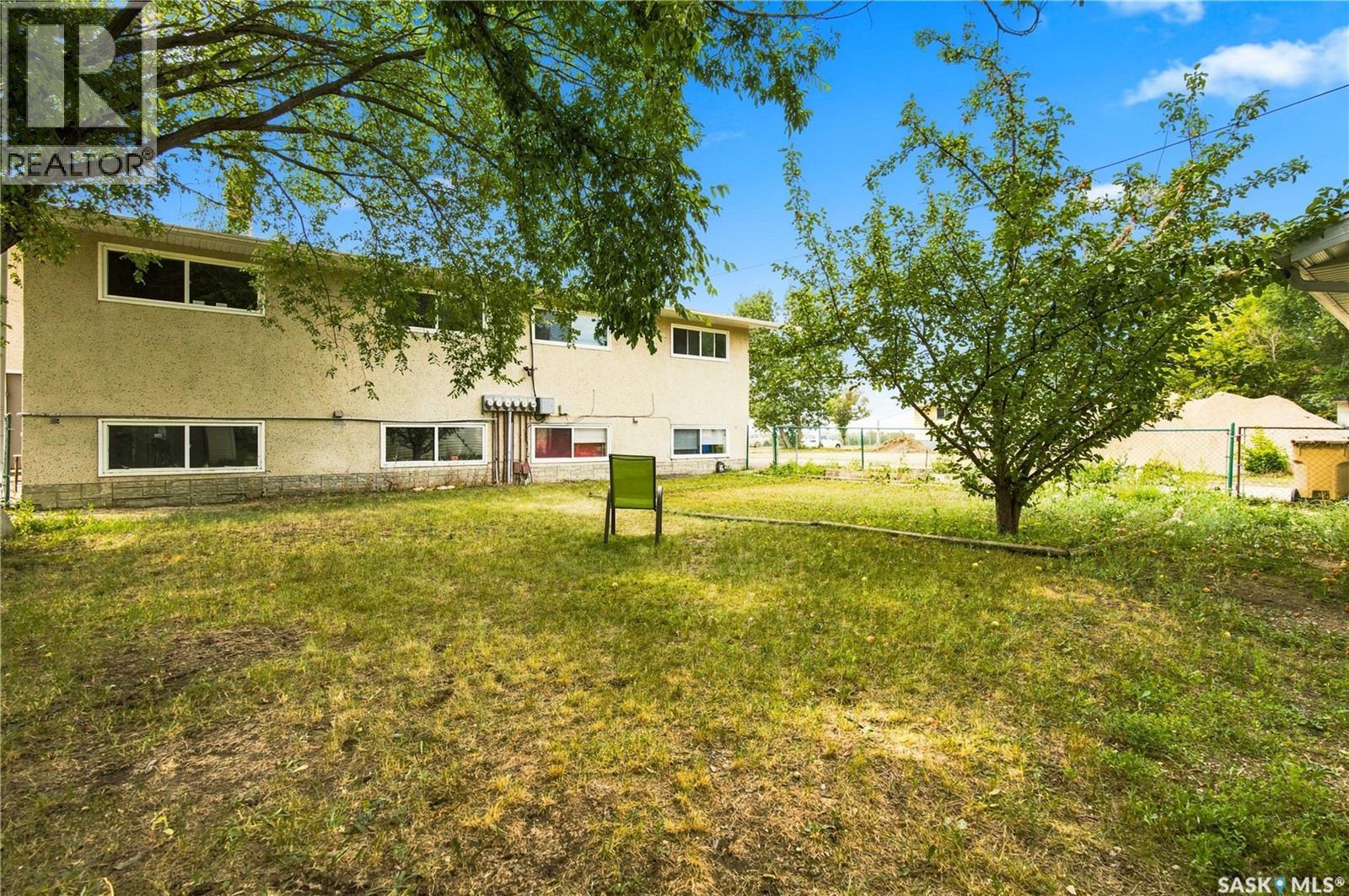 7110-7112 Dewdney AVENUE - Image 45