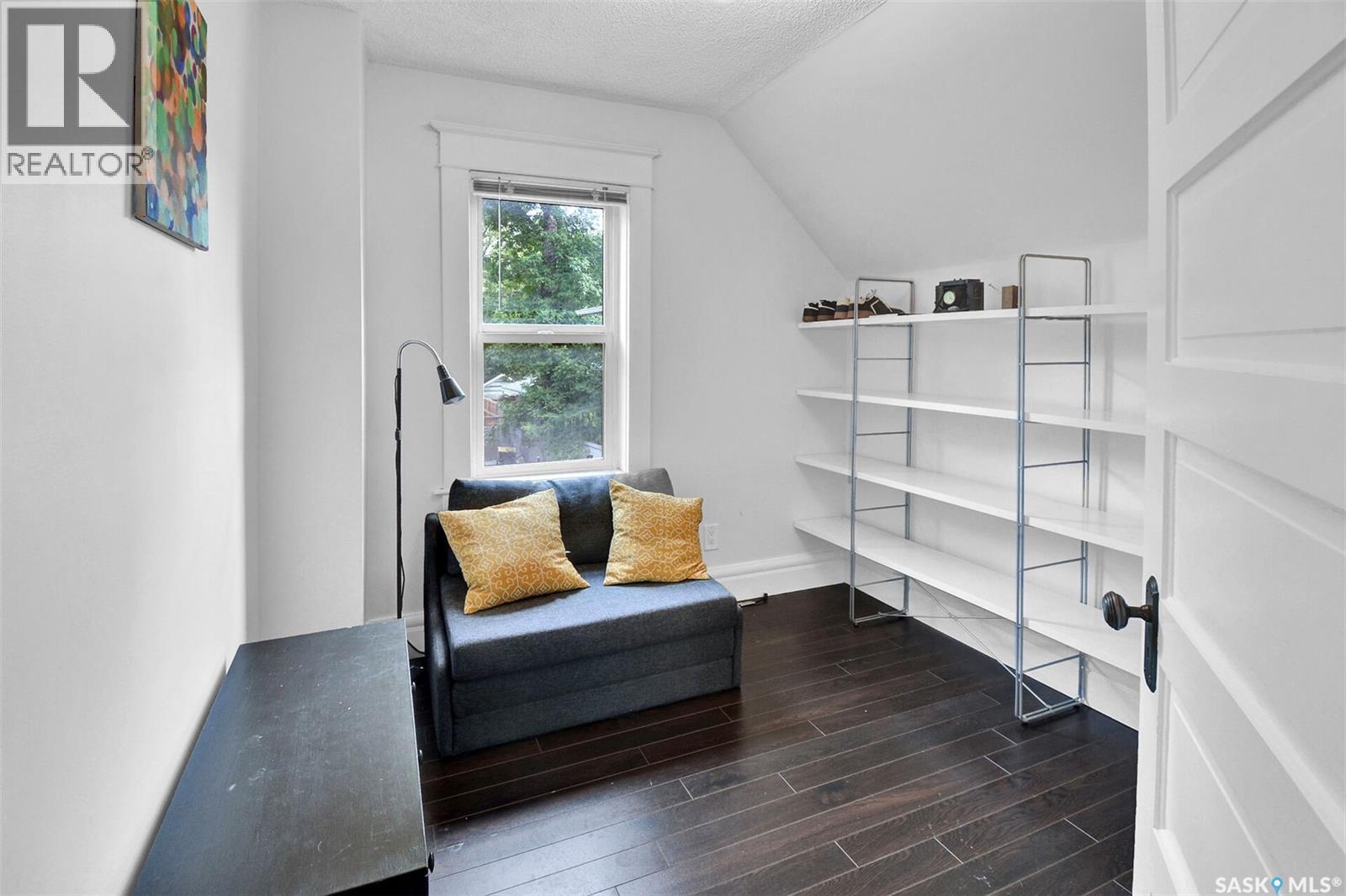 310 J AVENUE N - 17