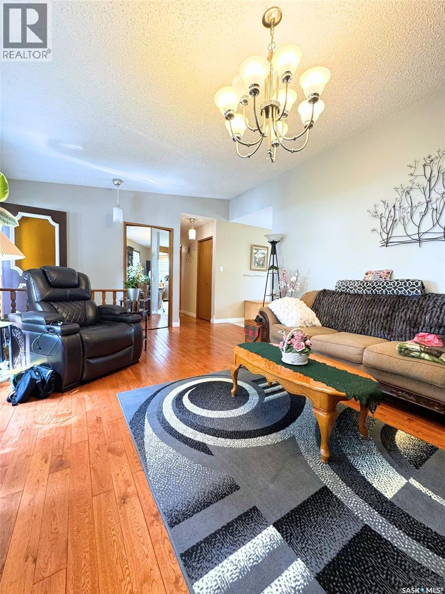 41 Biggs CRESCENT - 4