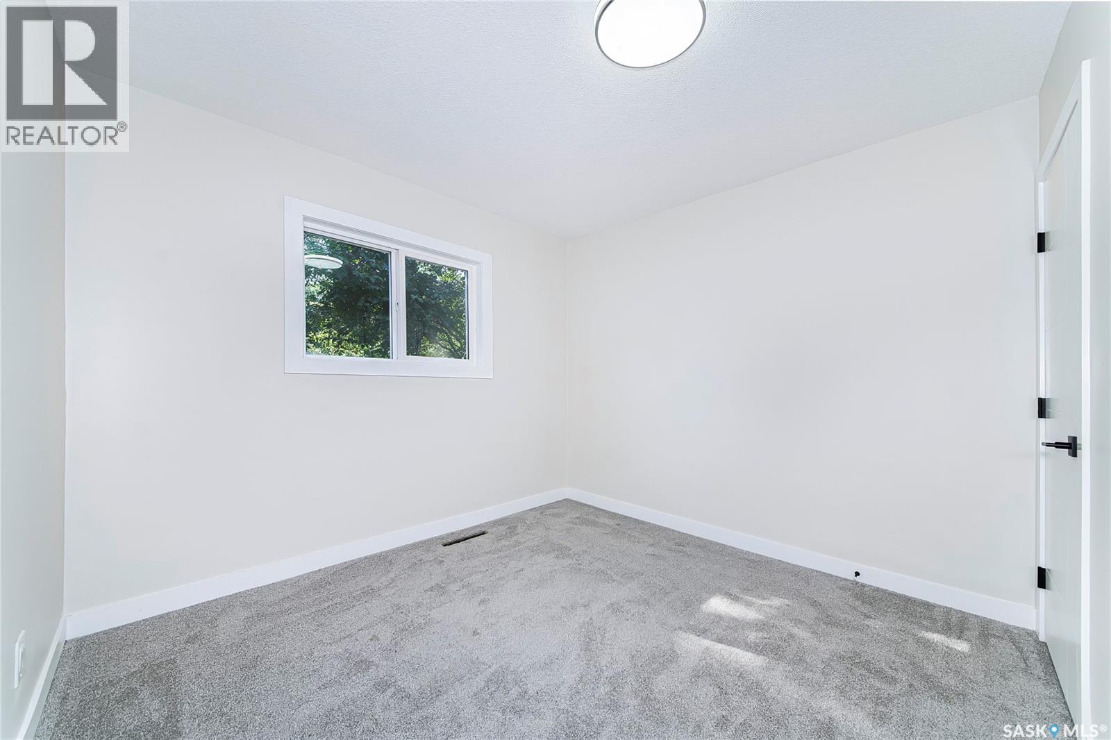 451 R AVENUE S - Image 18