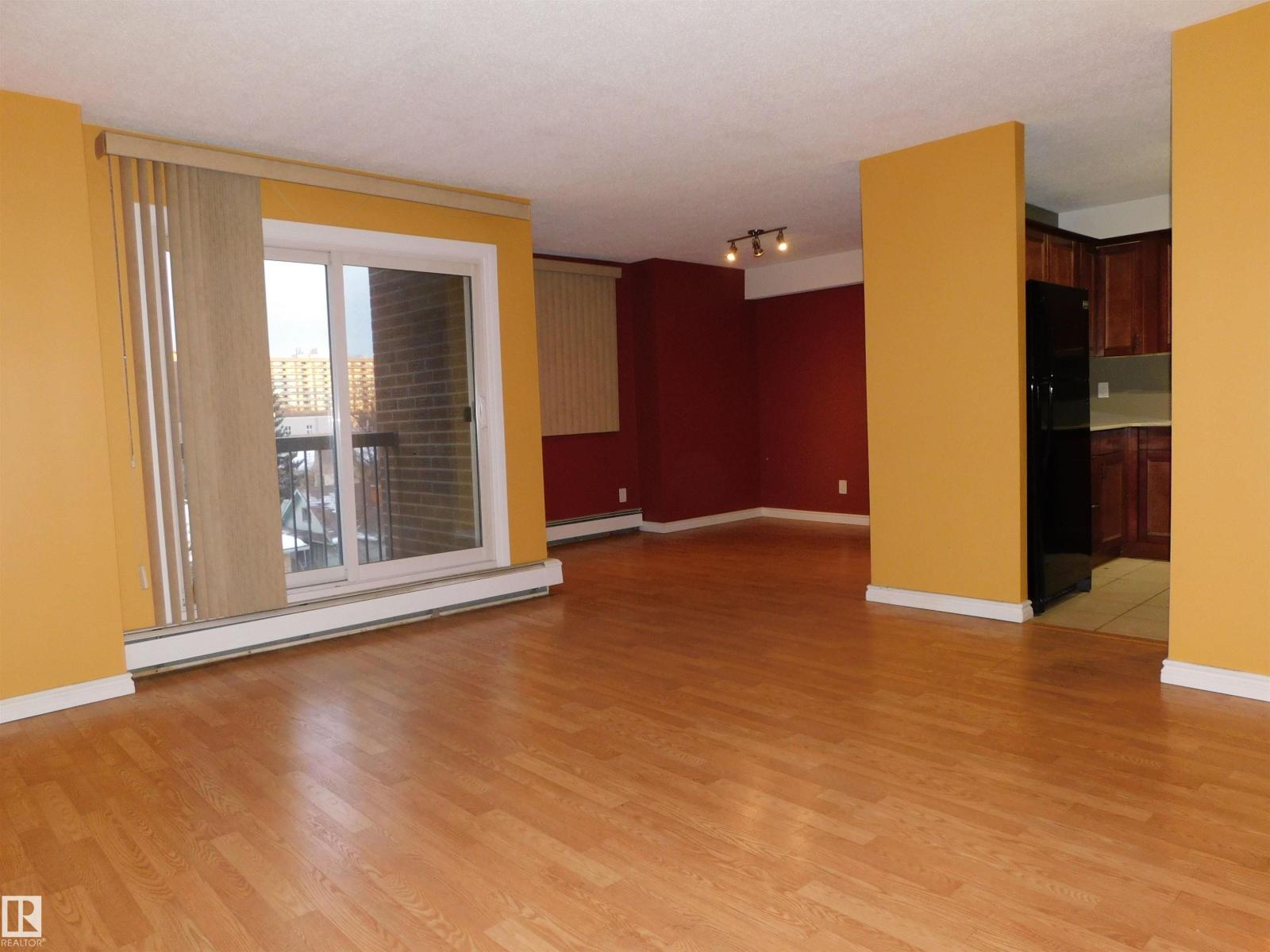 #601 9929 113 ST NW - Image 4