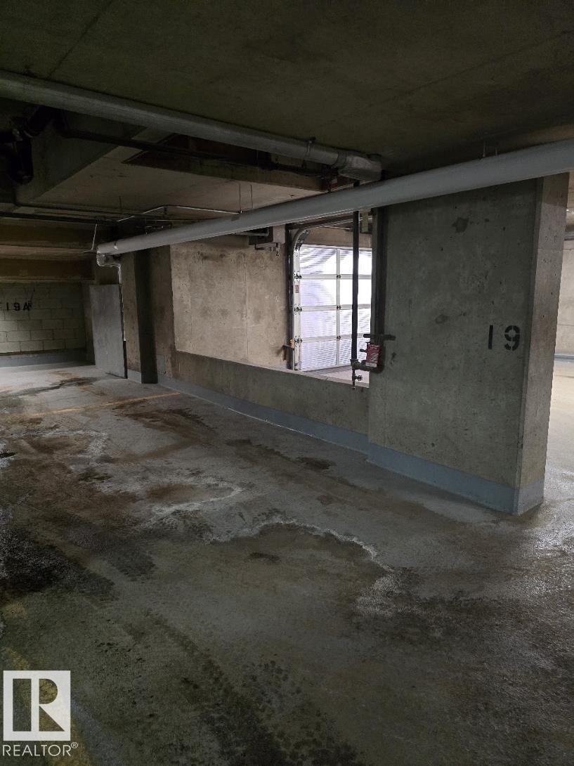 #601 9929 113 ST NW - Image 11