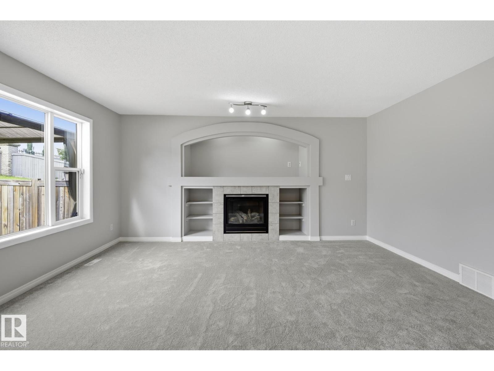 10719 8 AV SW - 10